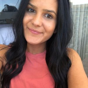 Meet your Posher, Alexandria